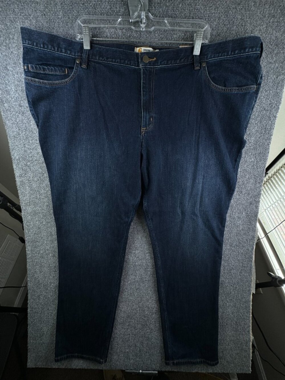 NWT Carhartt Women Jeans 26W Plus Denim Original Fit Straight Leg Blaine Adult